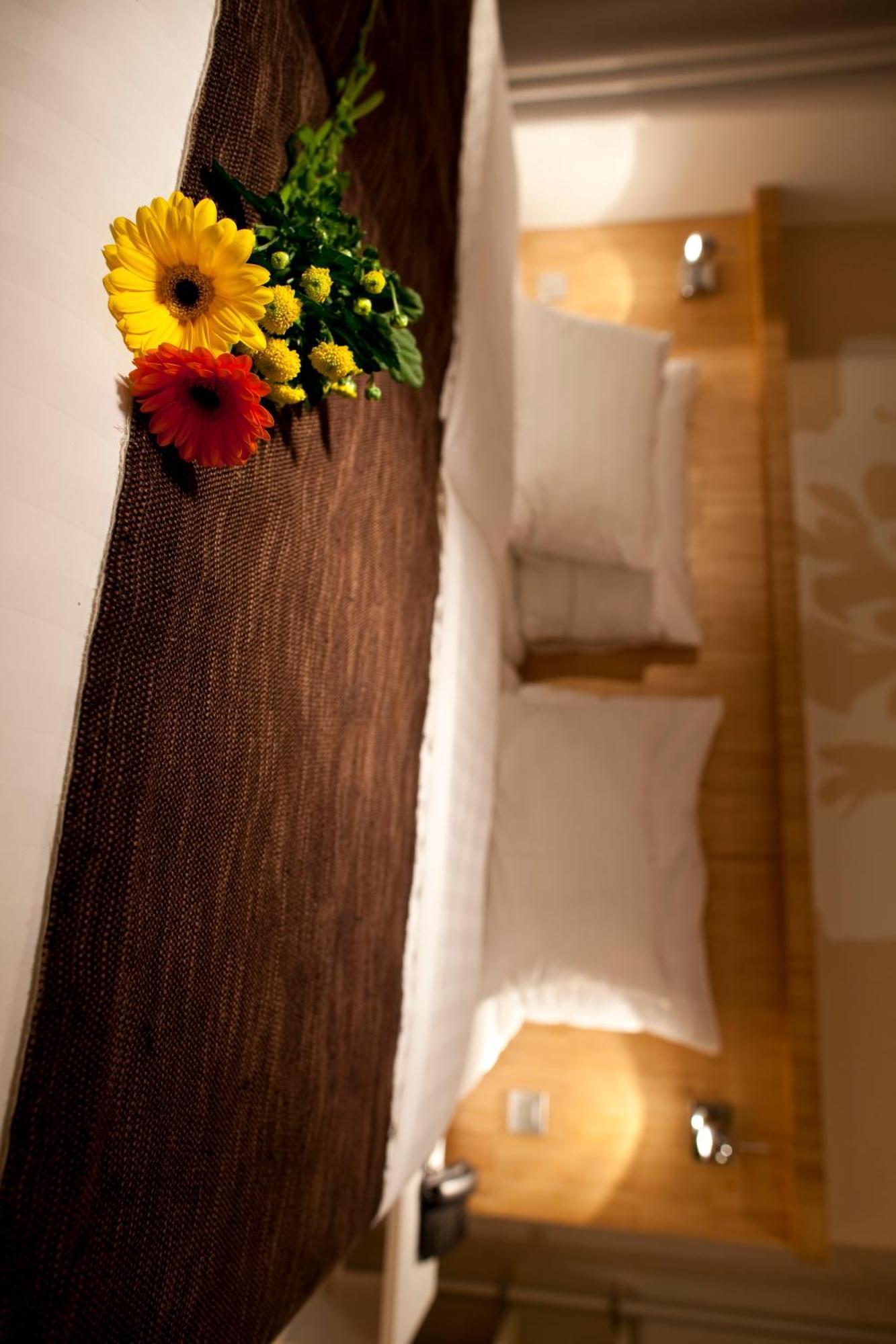 Dahlia Inn Praga Exterior foto